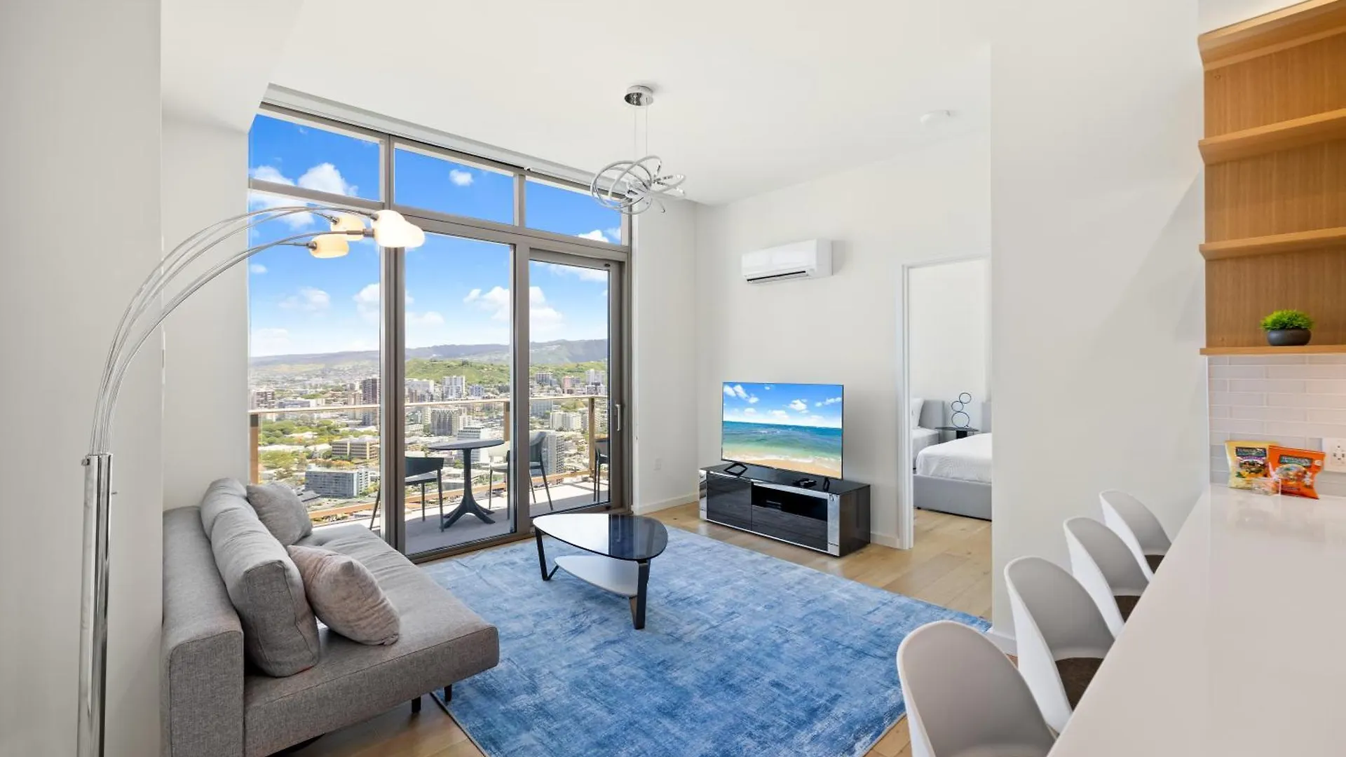 Apartmán New Luxury Penthouse! Sky Ala Moana 2Bedroom Honolulu USA