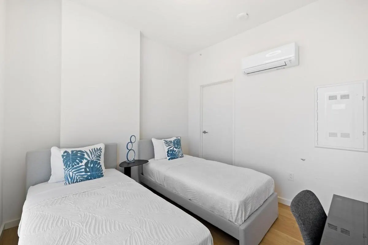 Apartmán New Luxury Penthouse! Sky Ala Moana 2Bedroom Honolulu